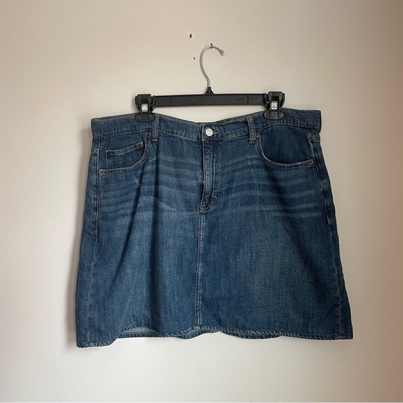Classic GAP Y2K Denim Mini Skirt Waist Size 34 - Picture 1 of 6